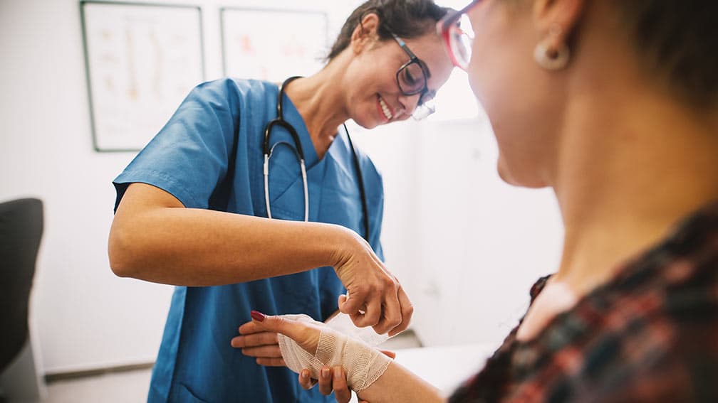 Nursing nurse patient image - 1008x567px